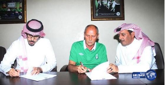 الأهلي يتعاقد مع الروماني فلورين لتدريب الفريق الأولمبي