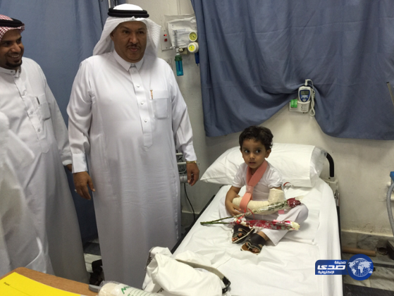 أمانة نجران تعايد مرضى المستشفيات