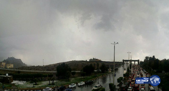 أمطار متوسطة على الطائف والمدني يحذر