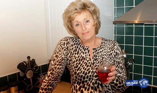 عجوز تسرق 500 ألف استرليني لأجل عشيقها