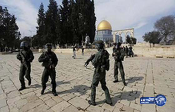 قوات الاحتلال تعتقل خمسة من حُراس المسجد الأقصى