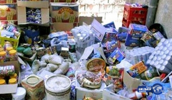 ضبط مواد غذائية تالفة في مكة المكرمة