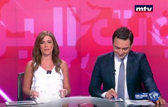 بالفيديو: نوبة ضحك تجتاح مذيعيْن لبنانيين على الهواء