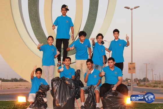 فريق إبداع بمحافظة الأحساء يُنظف ” حديقة الجشة العامة”‎(صور)