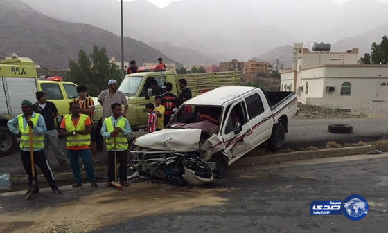 وفاة ثلاثة أشخاص بحادث مروري مروع في الباحة