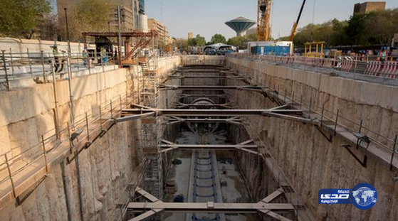 إطلاق أعمال آلة الحفر العملاقة “صاملة” بالمسار الأول بمشروع قطار الرياض (صور)