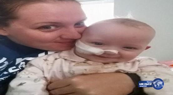 القدر يتحدى أطباء يجزمون بوفاة توأمتين لديهما ثقوب في القلب