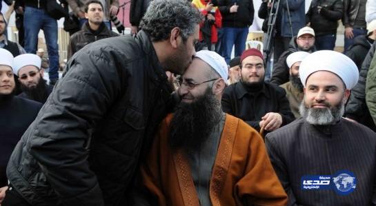 أحمد الأسير يبرئ فضل شاكر من قتل جنود لبنانيين