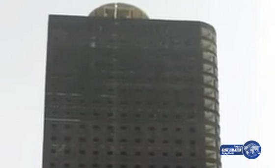 بالفيديو إزاله مبني من عده طوابق يفزع الماره ويودي إلى هروبهم بمكه‎