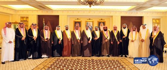 أمير القصيم يستقبل عدداً من المسؤولين