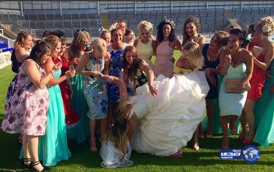 عروس تتعرض لموقف محرج بسبب صديقاتها