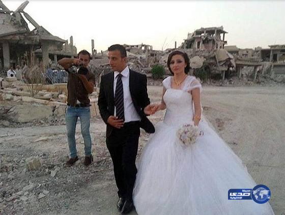 حفل زفاف على أنقاض مدينة كوباني السورية