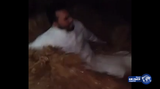 بالفيديو: سعودي يوثق جرف السيل لصديقه بالمدينة المنورة