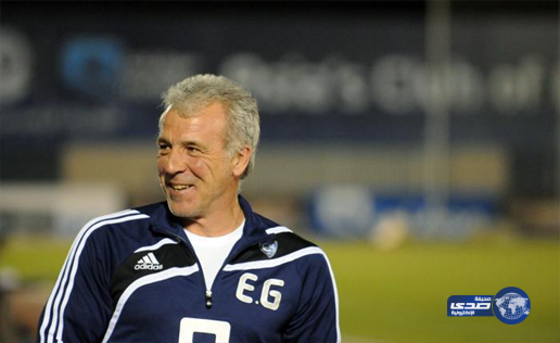 مدرب الهلال السابق يعتزل التدريب