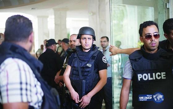 الأمن التونسي يعتقل أربعة عناصر إرهابية