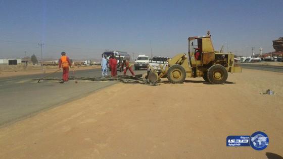 أهالي شقري يمنعون شركه من إزالة مطباتهم خوفاً من وقوع ضحايا‎