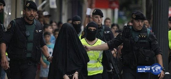 بالصور | إسبانيا تقبض على مراهقة مغربية قبل سفرها سوريا للإنضمام لداعش