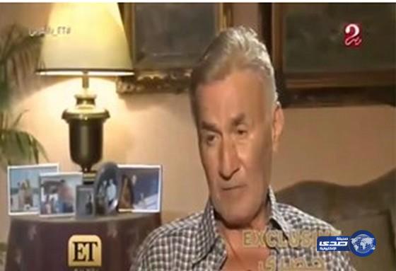 بالفيديو.. عزت ابو عوف يفجر مفاجأة ويتزوج مديرة أعماله الشابة