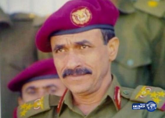 أنباء عن مقتل اللواء علي صالح الأحمر بغارة جوية على سنحان