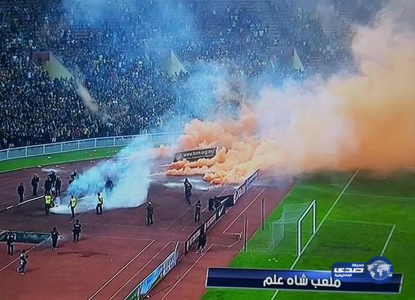 بالفيديو : شغب جماهيري يوقف مباراة الأخضر وماليزيا