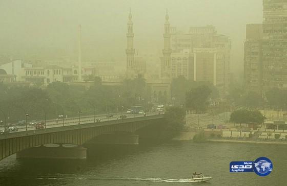 إغلاق 4 موانئ مصرية بالسويس نتيجة سوء الأحوال الجوية