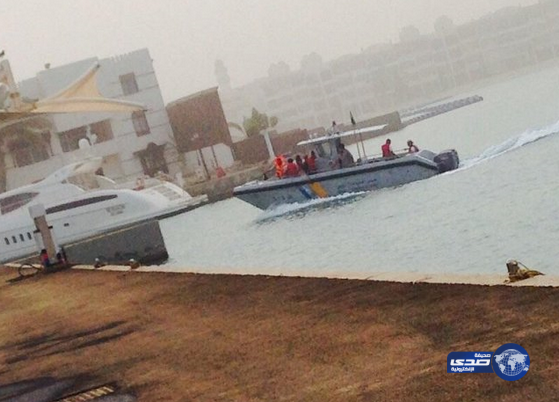 حرس الحدود مكة ينقذ سبعة أشخاص بعد جنوح قاربهم في عرض البحر