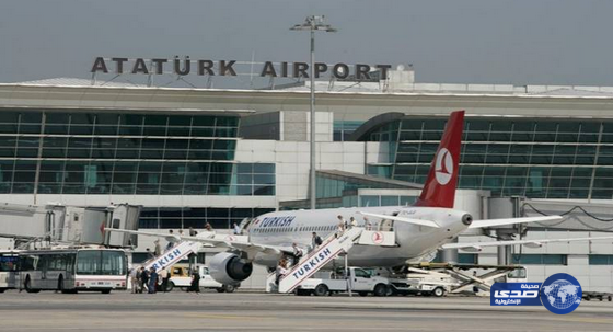 شرطيات للتعامل مع العوائل السعودية في مطارات تركيا