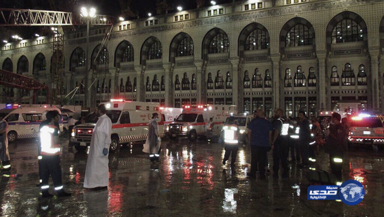 ٨ فرقة تباشر حادثة سقوط الرافعة وتنقل ٤٩ مصاب ( صور)