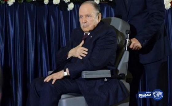 الجزائر تعارض الإطاحة بالأسد عسكرياً