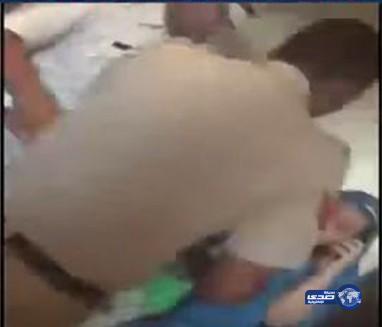 بالفيديو: لحظة اقتحام الشرطة الهندية لمنزل دبلوماسي سعودي بالهند