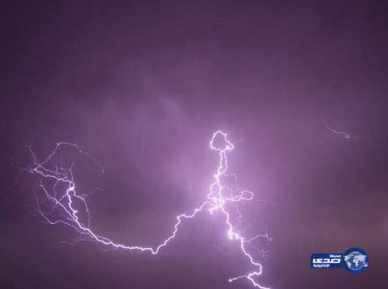 صاعقة رعدية تقتل ٤٥ من الماشية بعلقان التابعه لمنطقة تبوك‎