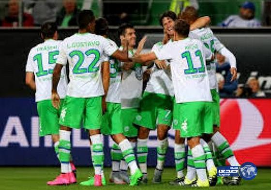 شعار اللاجئين على قمصان اللاعبين الألمان