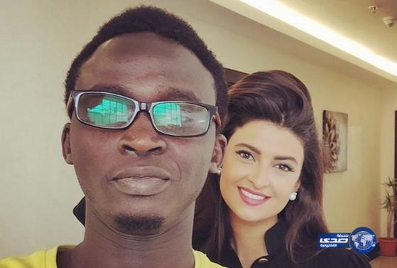 علا الفارس تقهر ابو  الـ 100 ناقة بالفتى الأسمر “عبادي”