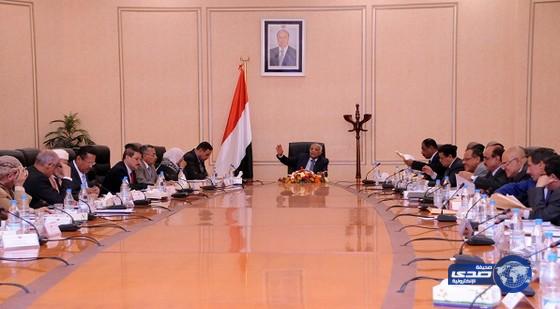 الحكومة اليمنية الشرعية تجدد مطالبتها لقادة المليشيات المتمردةقبل الدخول في مشاورات مسقط