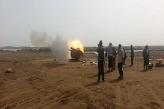 وفد حوثي يسلم مسقط رهائن مختطفة بينهم سعوديان و3 أمريكيين وبريطاني