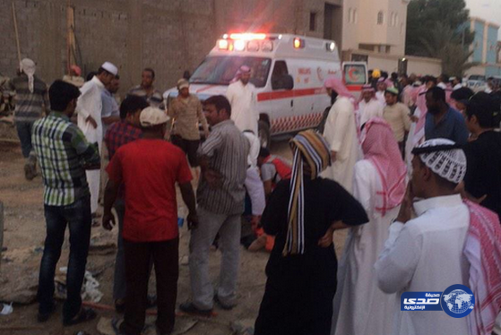 انهيار سقف مبني تحت الإنشاء بعفيف‎