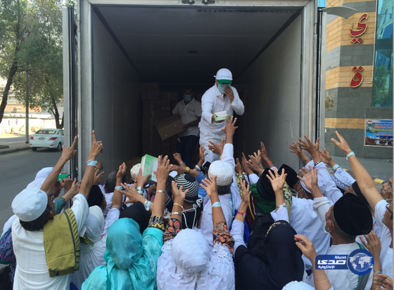 “أوقاف صالح الراجحي” تقدم أكثر من (352) ألف وجبة غذائية للحجاج