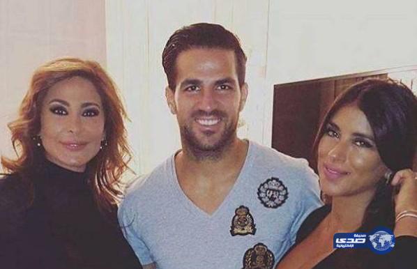 اليسا تحل ضيفه على فابريغاس وزوجته في انجلترا!