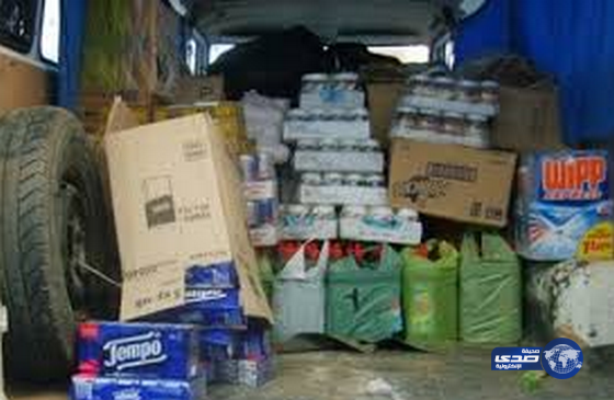 أمانة منطقة تبوك تضبط وافداً يقوم بتعديل وتغيير صلاحية المواد الغذائية المنتهية