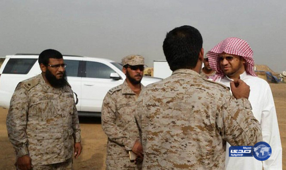 إمام المسجد النبوي يزور القوات المرابطة في جازان