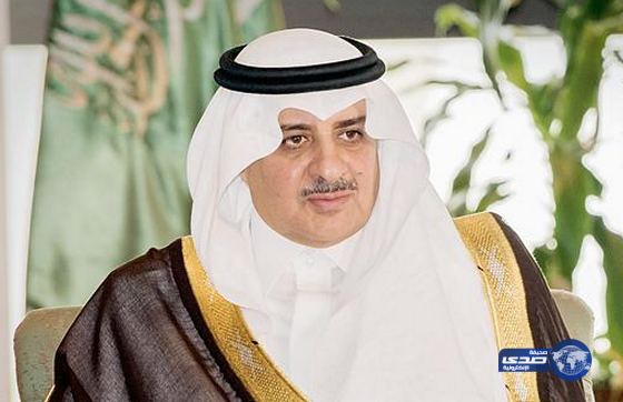 أمير تبوك يحقق طلب طفلة عايدته.. ويتكفل بسداد ديون أسرتها