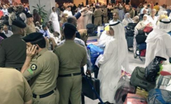 إدارة مطار الملك عبدالعزيز توضح ملابسات مقطع مناداة مسافر لمدير المطار عبر الميكروفون