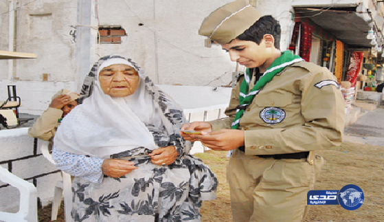 منحه دراسيةلـ3 كشافين بتبوك خدموا حجاج بيت الله