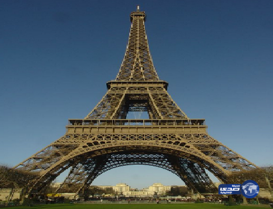إشاعة تغلق برج إيفل
