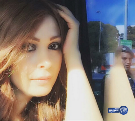 أمل حجازي ..سيلفي والبوليس خلفي