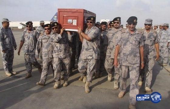 بالصور.. نقل جثمان الشهيد الحربي إلى الرياض استعداداً لدفنه