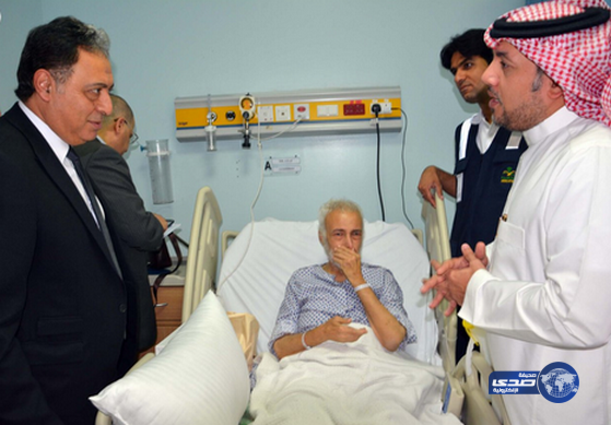 وزير الصحة المصري يزور المصابين في حادثة منى