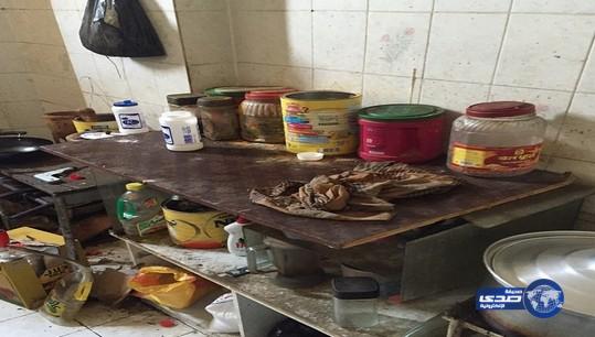 ضبط مستودع عشوائي للمواد الغذائية بـ”مكة المكرمة”