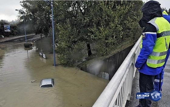 12 قتيلاً بسبب فيضانات على الساحل اللازوردي جنوب فرنسا