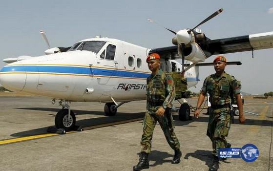 إرسال 4 مروحيات لانتشال جثث ضحايا تحطم طائرة في إندونيسيا
